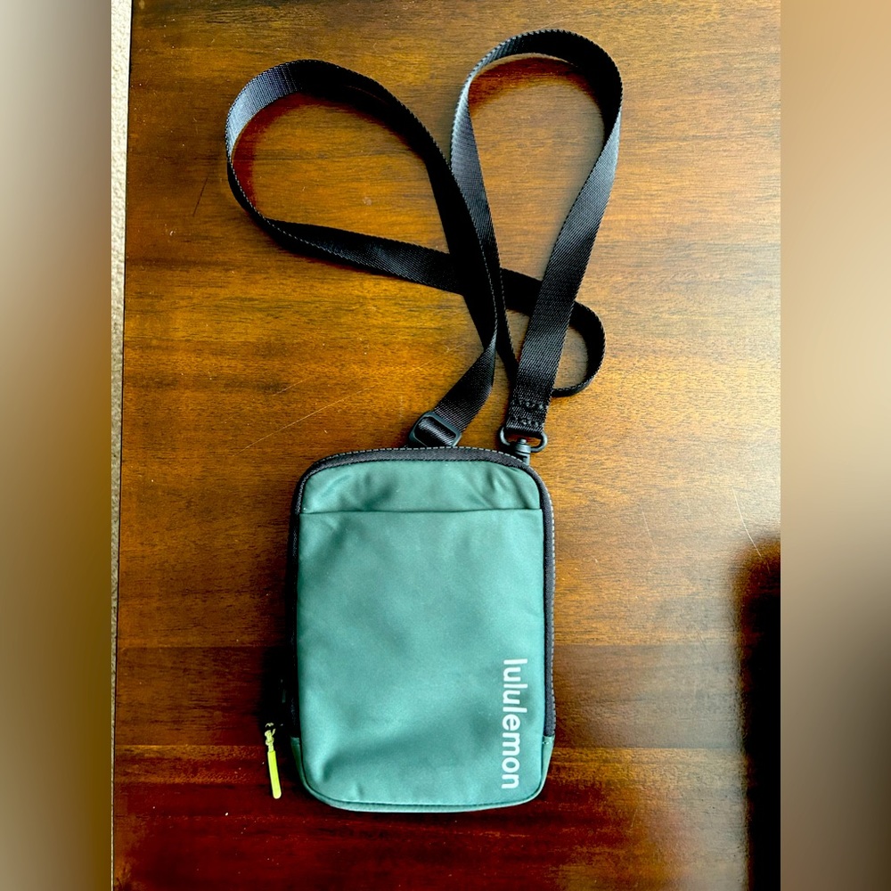 Lululemon crossbody bag